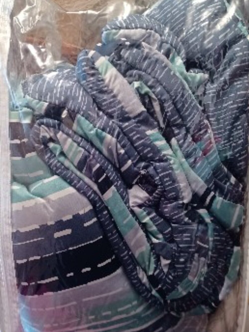 3PC Comforter Set - Picture 5 of 6